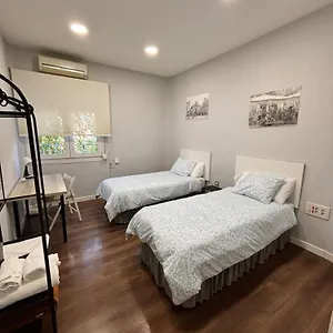 Plaza De La Caleta 4 Habitación en casa particular